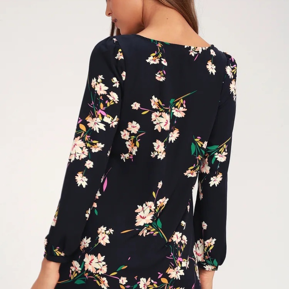 Lulu’s Herbaceous Babe Navy Floral Print Shift Dress - Picture 4 of 12